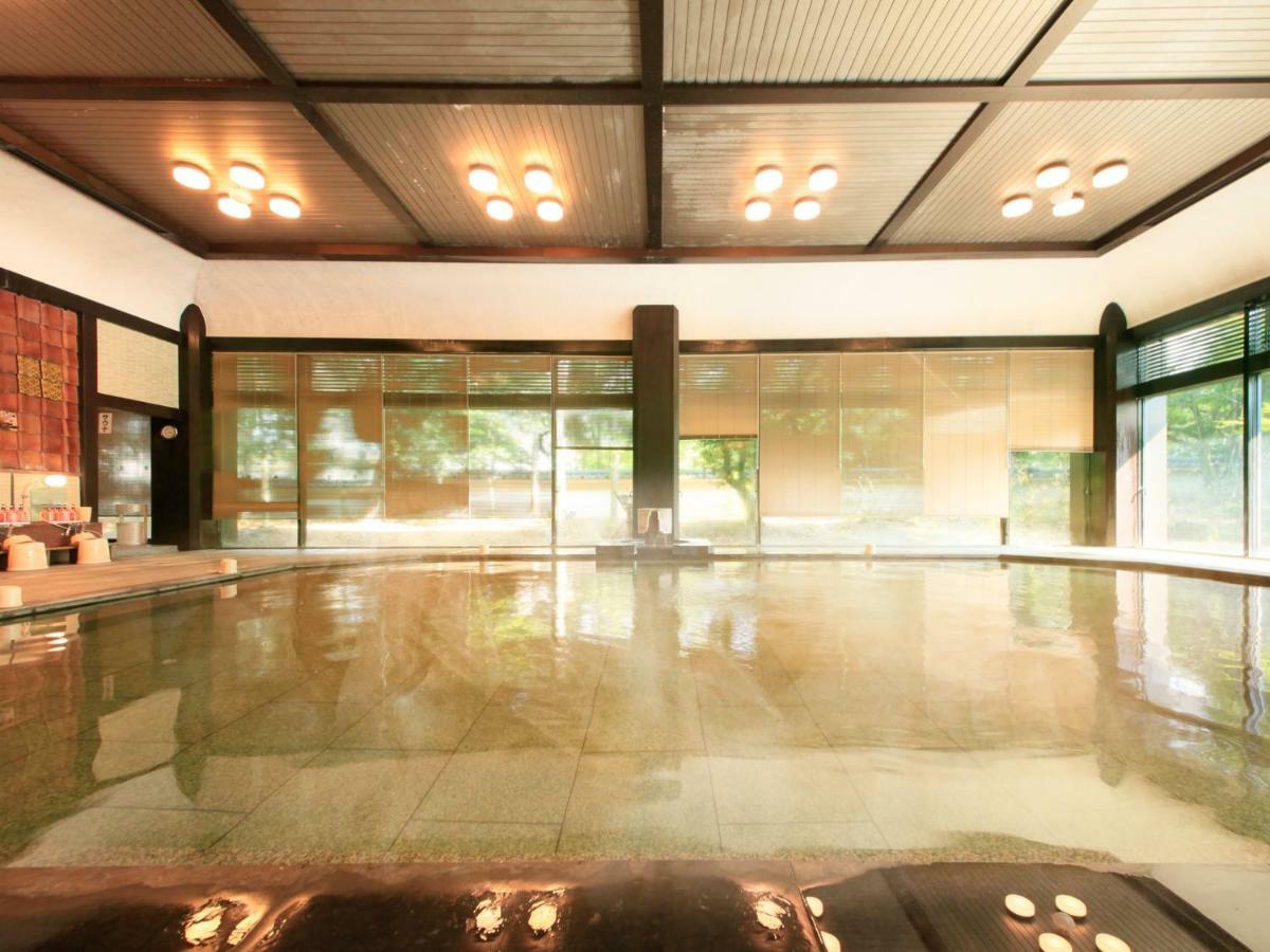 Yamashiro Onsen Miyabi No Yado Kaga Hyakumangoku Hotel Buitenkant foto