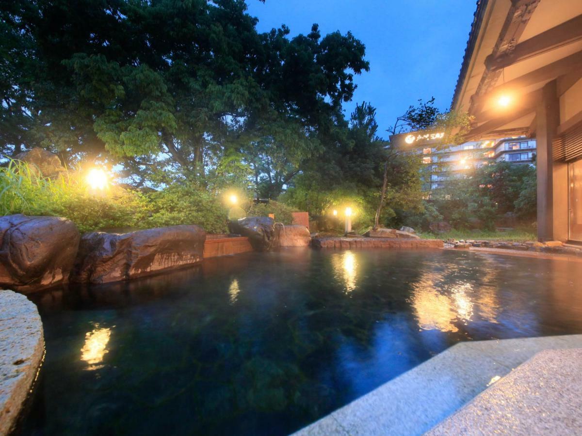 Yamashiro Onsen Miyabi No Yado Kaga Hyakumangoku Hotel Buitenkant foto