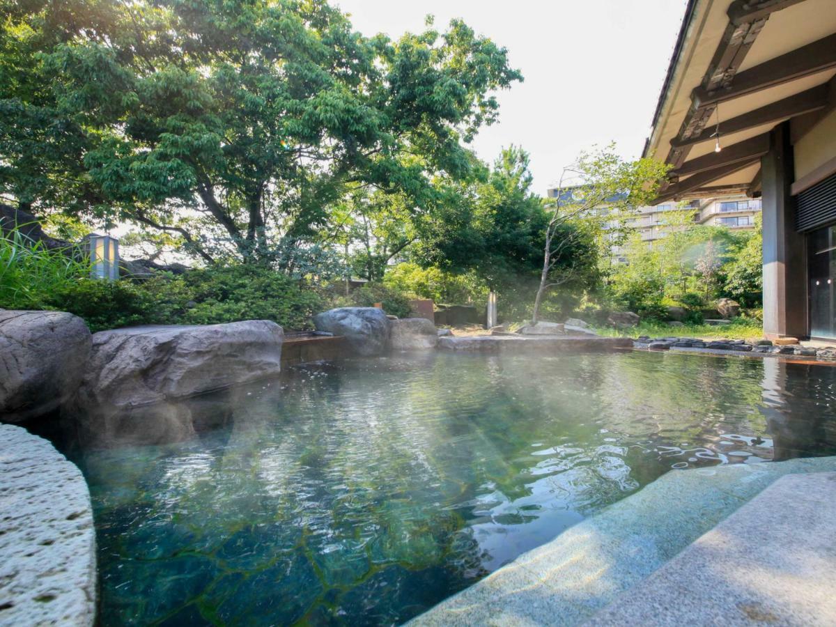 Yamashiro Onsen Miyabi No Yado Kaga Hyakumangoku Hotel Buitenkant foto