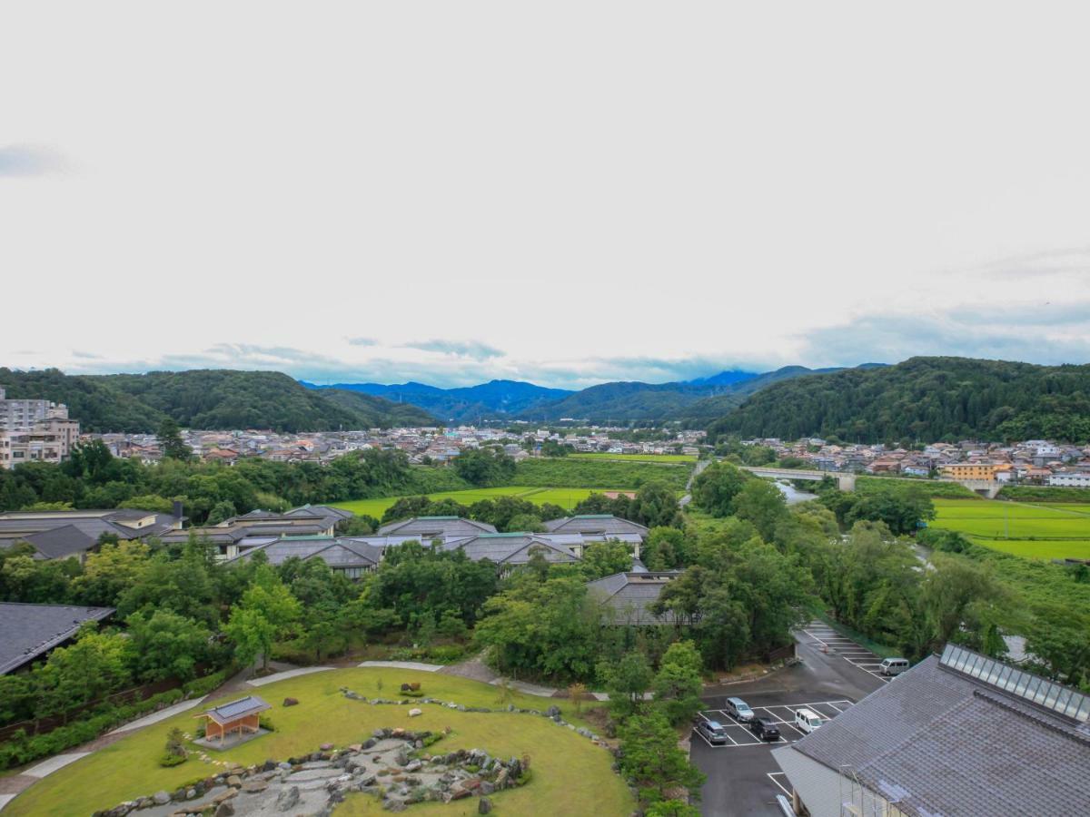 Yamashiro Onsen Miyabi No Yado Kaga Hyakumangoku Hotel Buitenkant foto