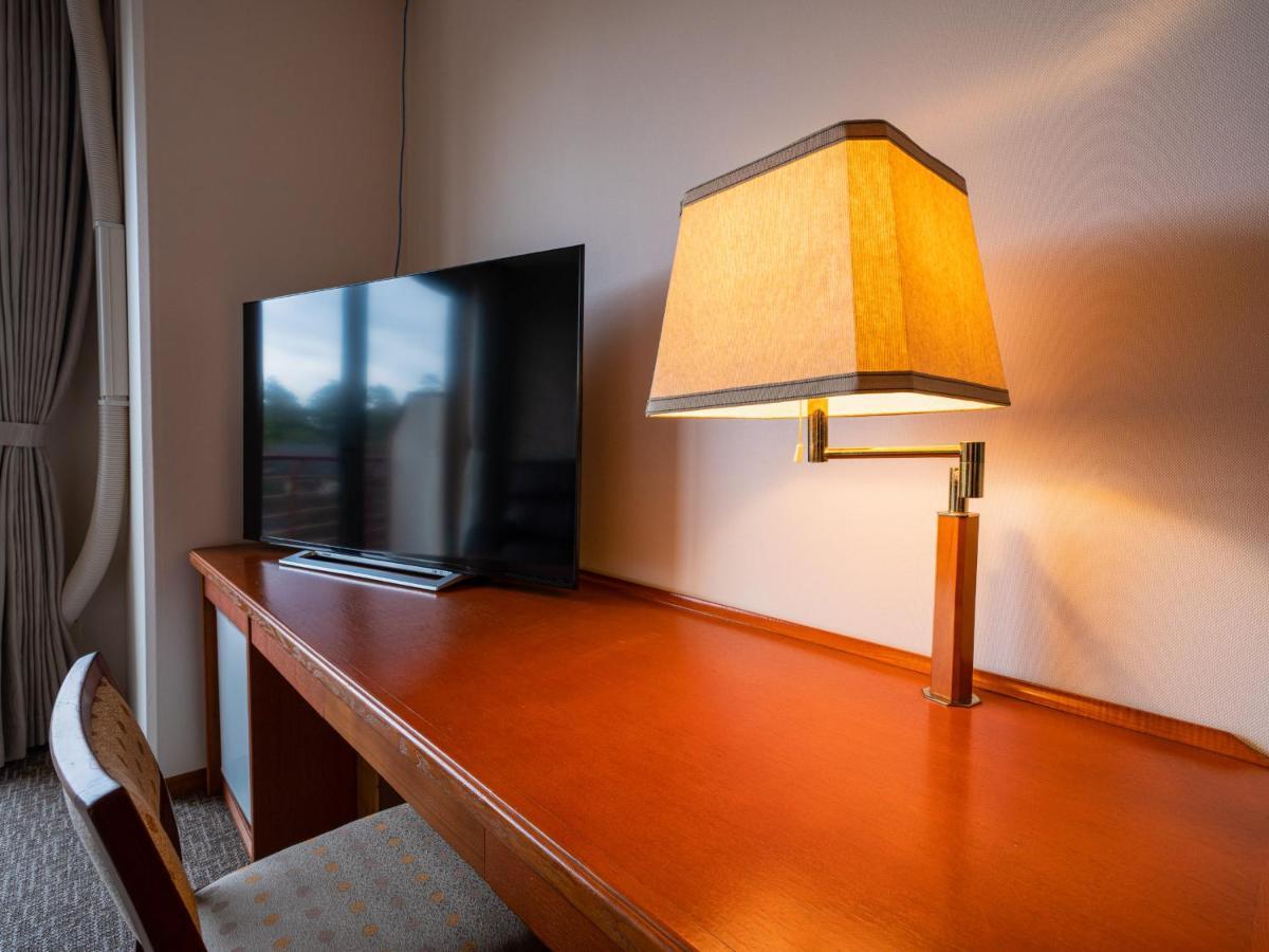 Yamashiro Onsen Miyabi No Yado Kaga Hyakumangoku Hotel Buitenkant foto